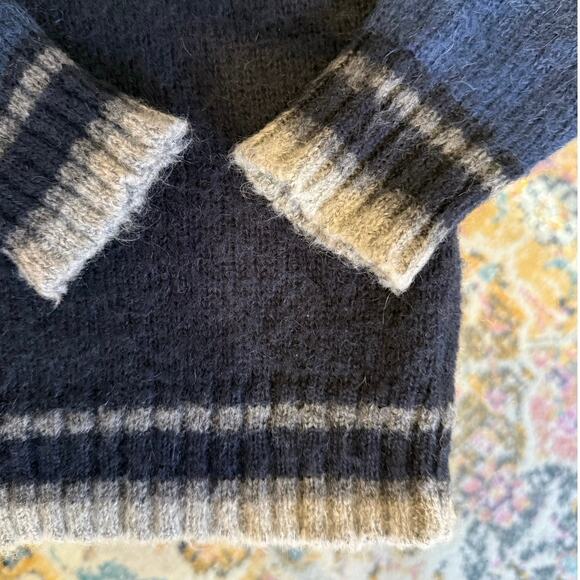 .Diesel Mohair Blend V-Neck Retro Sweater Navy Blue Men’s Small - Picture 3 of 4